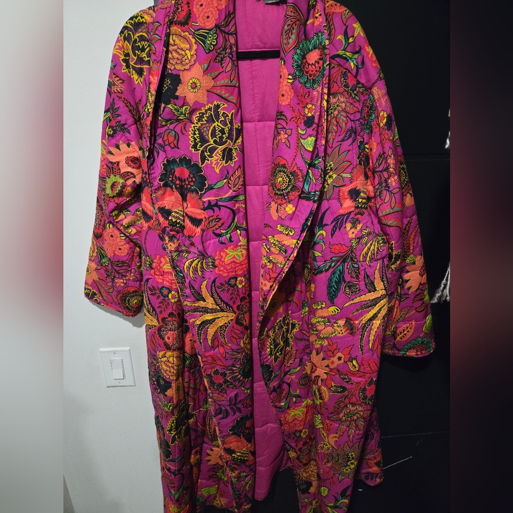 Floral Pink Robe - Picture 3 of 6